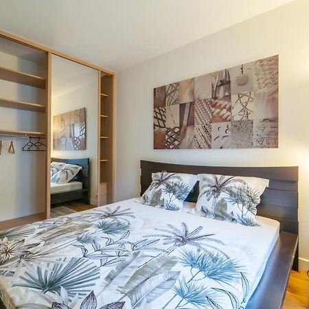 Апартаменти Havre De Paix - Appt Avec Terrasse Курбевуа Екстер'єр фото